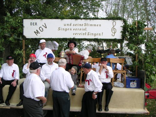 Gesangverein nach Festumzug